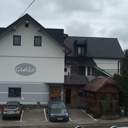 Gostilna In Prenocisca Gedzo Hotel Novo Mesto Exterior foto