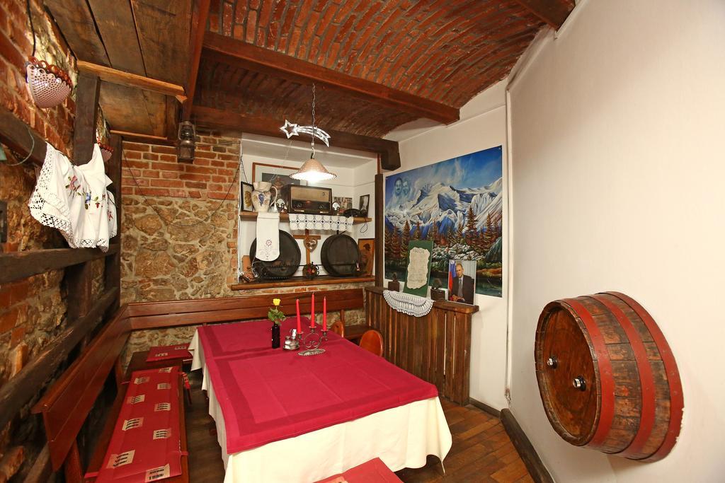 Gostilna In Prenocisca Gedzo Hotel Novo Mesto Exterior foto