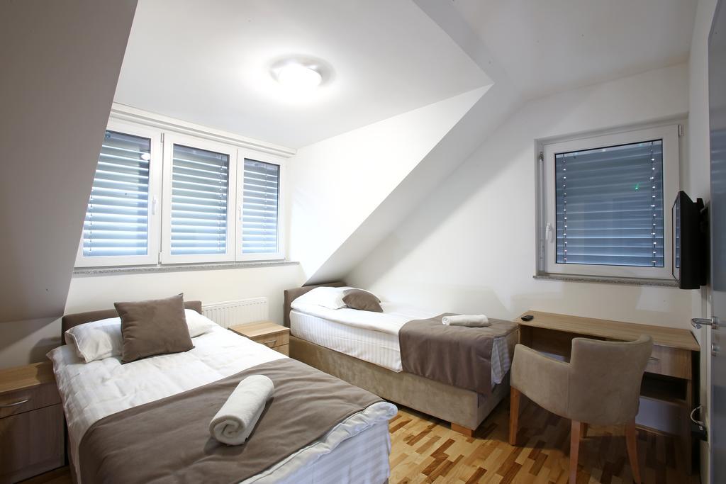Gostilna In Prenocisca Gedzo Hotel Novo Mesto Exterior foto