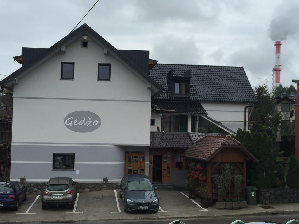 Gostilna In Prenocisca Gedzo Hotel Novo Mesto Exterior foto
